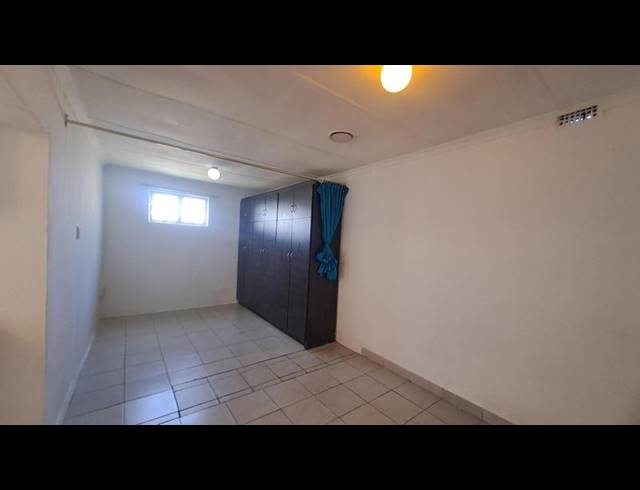 1 BEDROOM PROPERTY TO RENT IN MEREWENT